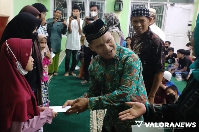60 Anak Yatim Binaan Masjid Al Quwait Dibantu Biaya Pendidikan