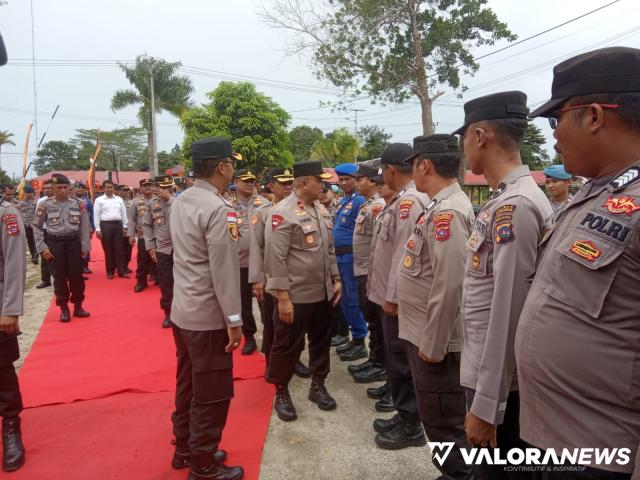 Kunjungi Dua Polsek Terisolir di Mentawai, Wakapolda Sumbar Ingatkan Jaga Kamtibmas di...