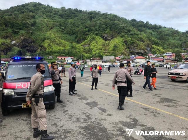 Disiplin untuk Turun Level PPKM, Padang Panjang Bubarkan Warga di GOR Bancah Laweh