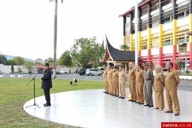 Nasrul Abit Sentil ULP di Apel Senin Pagi