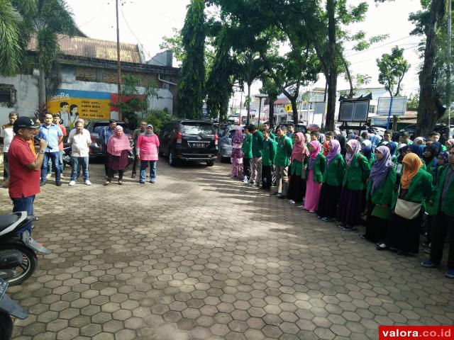 Mahasiswa Kedokteran Unand Gelar FOME di Padang Barat