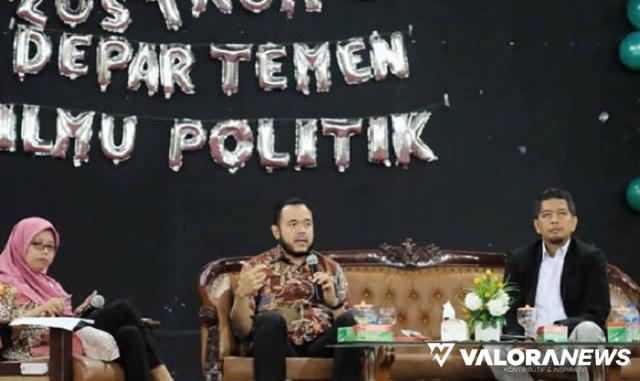 Talkshow Lustrum V Ilmu Politik FISIP Unand, Fadly Ungkap 9 Kepala Daerah dari Kalangan...