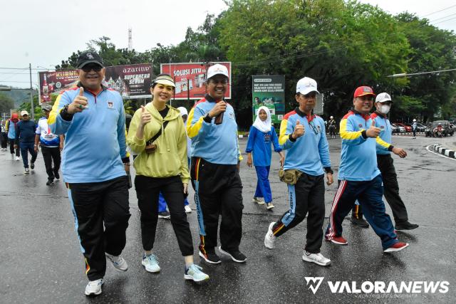 Padang Meriahkan World Walking Day 2022, Jalan Kaki dari Youth Center hingga Gubernuran