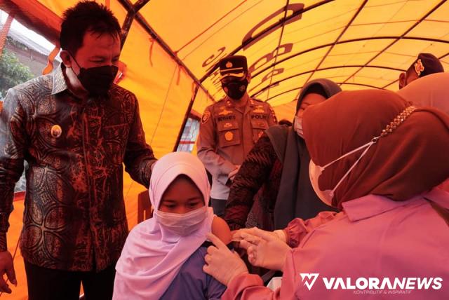 Asrul Resmikan Pelaksanaan Vaksinasi Anak Usia 6-11 Tahun