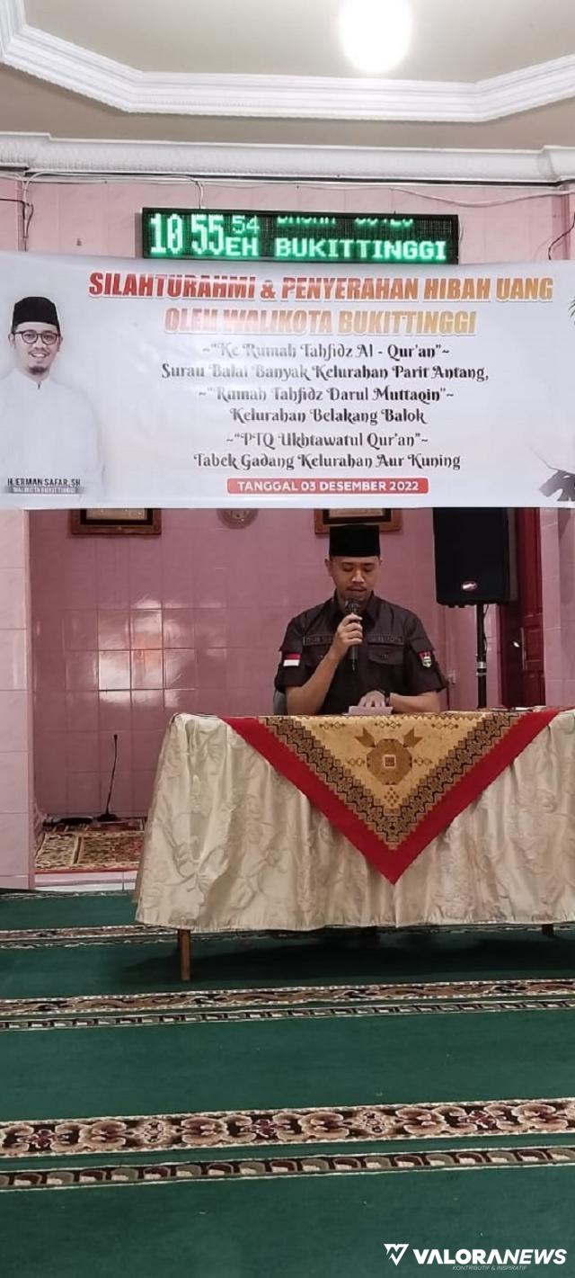 Erman Safar Serahkan Hibah Uang Tunai untuk 3 Rumah Tahfiz di Kecamatan ABTB