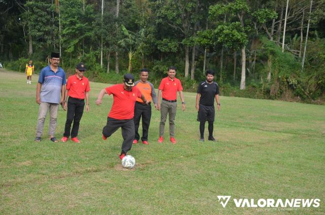 Bupati Agam Buka Open Turnamen Sepakbola Remaja Simarasok, 8 Klub Siap Berlaga