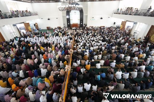 Tabligh Akbar di Islamic Center Padang Panjang, UAS Bicara Peruntukan Daging Kurban