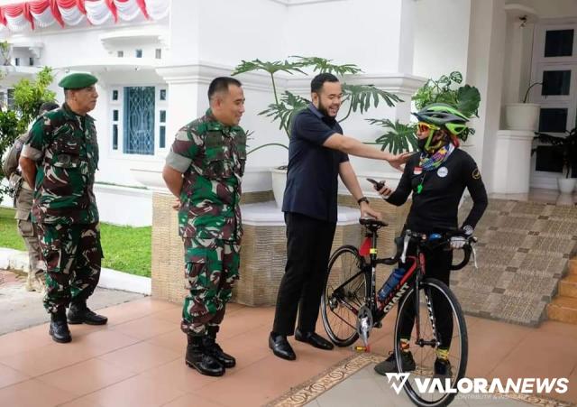 Fadly Amran Lepas Mak Del Kayuh Pedal Taklukan Jarak 1.000 Km
