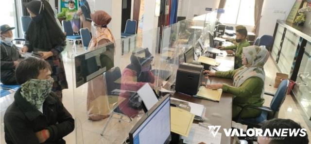 Disdukcapil Kejar 76 Warga Padang Panjang yang Belum Rekam e-KTP