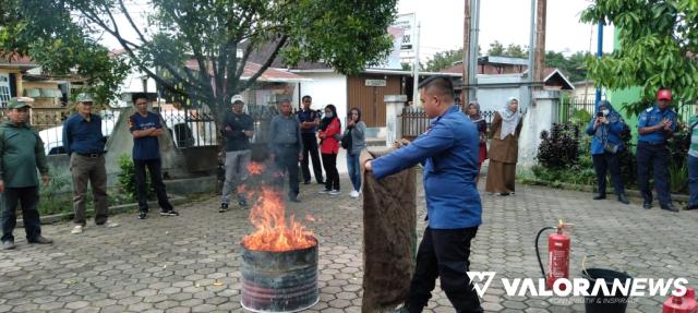 Damkar Sosialisasikan Perubahan Nomenklatur melalui Penanganan Dini Kebakaran