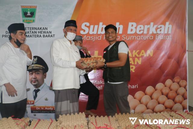 Gerakan Ayo Makan Telur, Mahyeldi: Ayo Bantu Peternak dengan Konsumsi 2 Butir per Hari