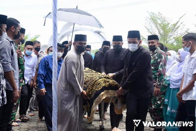 Haji Amran Sutan Sidi Sulaiman Dimakamkan di Kompleks Masjid Baiturrahmah