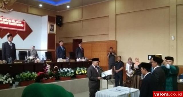 Isril Yani dan Afrizal Dilantik jadi Anggota DPRD Solsel Pengganti Antar Waktu