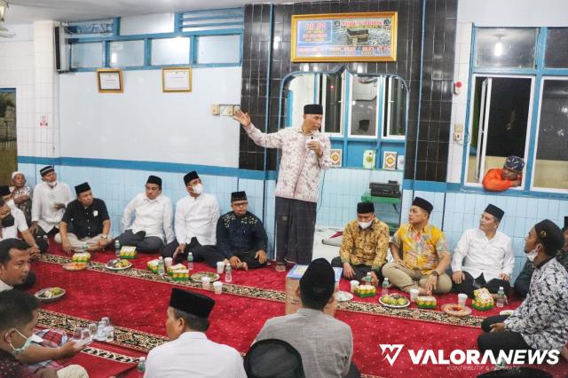 Safari Ramadhan di Padang, Gubernur Ajak Wali Kota Berkolaborasi di Pembiayaan SMA...