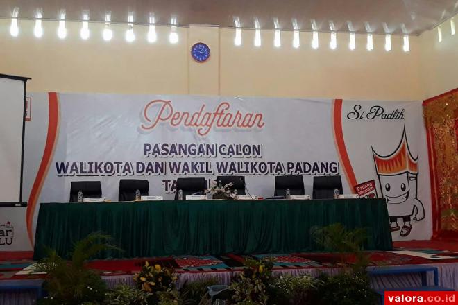 Dua Paslon Rencanakan akan Mendaftar ke KPU Padang Besok