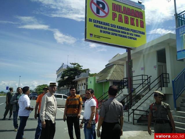 Rambu Lalu Lintas untuk Pantai Padang masih Ditender