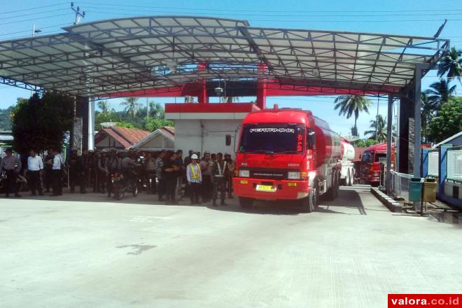 TBBM Teluk Kabung Beroperasi Dibawah Pengawalan Ketat