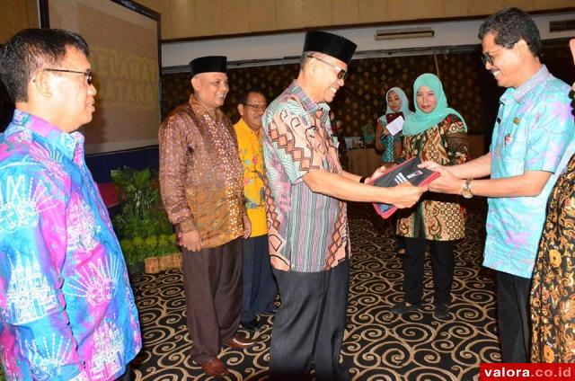 Jarlitbang Pemko Padang Giatkan Gerakan Literasi Sekolah