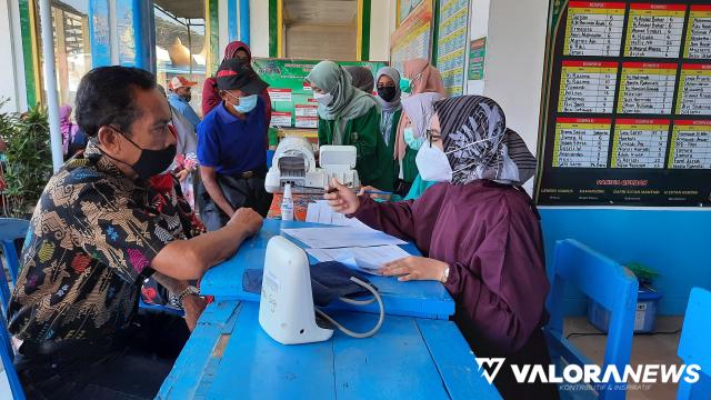 Layanan Vaksin Kelurahan Hari Kedua, 888 Warga Padang Panjang Ikut