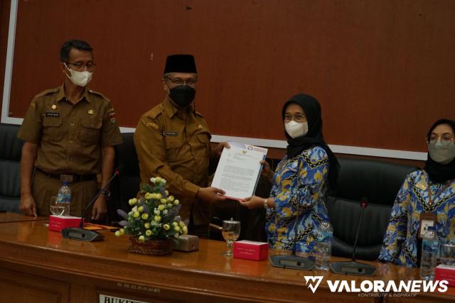 Kepatuhan Terhadap Standar Pelayanan, 4 OPD Bukittinggi Raih Nilai Kuning