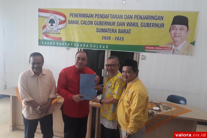 Donny Moenek Mengaku Dapat Wangsit Saat Umroh Sebelum Datangi Golkar Sumbar