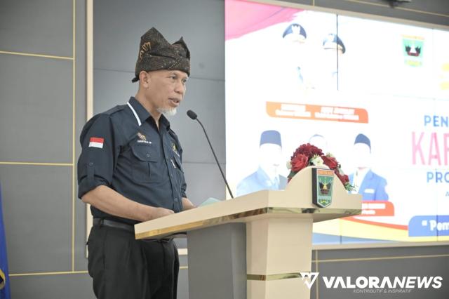 Gubernur Lantik Mahdianur Musa jadi Ketua Karang Taruna Sumbar 2022-2027