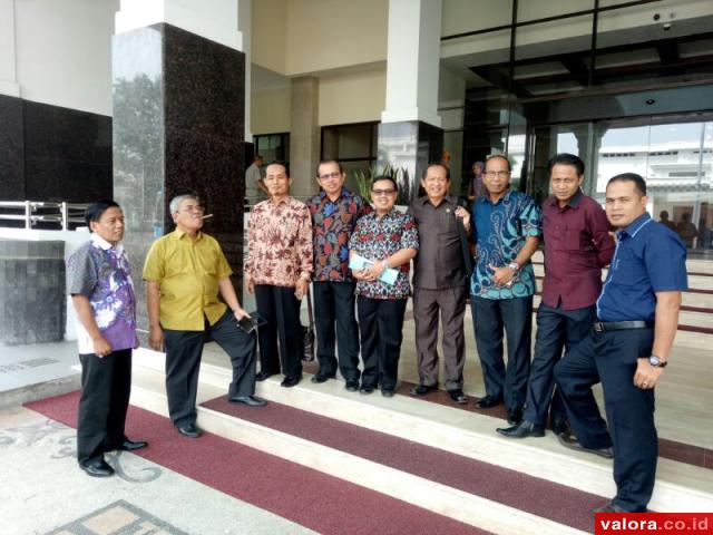 Studi Komparatif Pansus Ranperda Ketenagalistrikan DPRD Sumbar: Sampah di Jawa Timur...