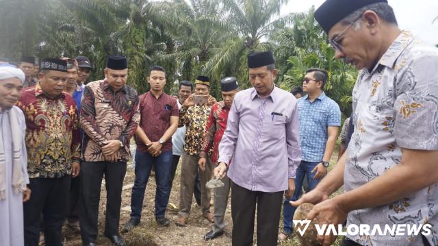 Wabup Pasbar Ajak Masyarakat Gotong Royang Wujudkan Pembangunan Ulang Masjid Raya Al...