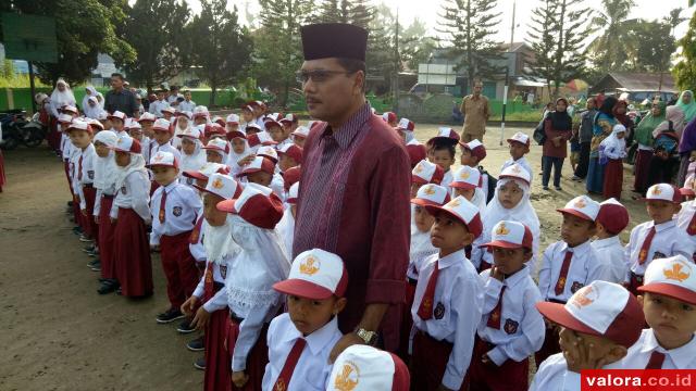 Bupati Limapuluh Kota Pantau Hari Pertama Sekolah