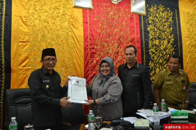 DPRD Padang Sahkan 4 Ranperda Inisiatif Sehari jelang Jabatan Berakhir