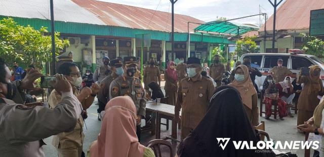 Hendri Septa Apresiasi Vaksinasi Massal di SMPN 9 Padang