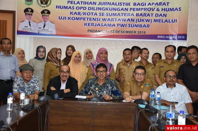 ASN Humas Pemko Padang Ikuti Pelatihan Jurnalistik