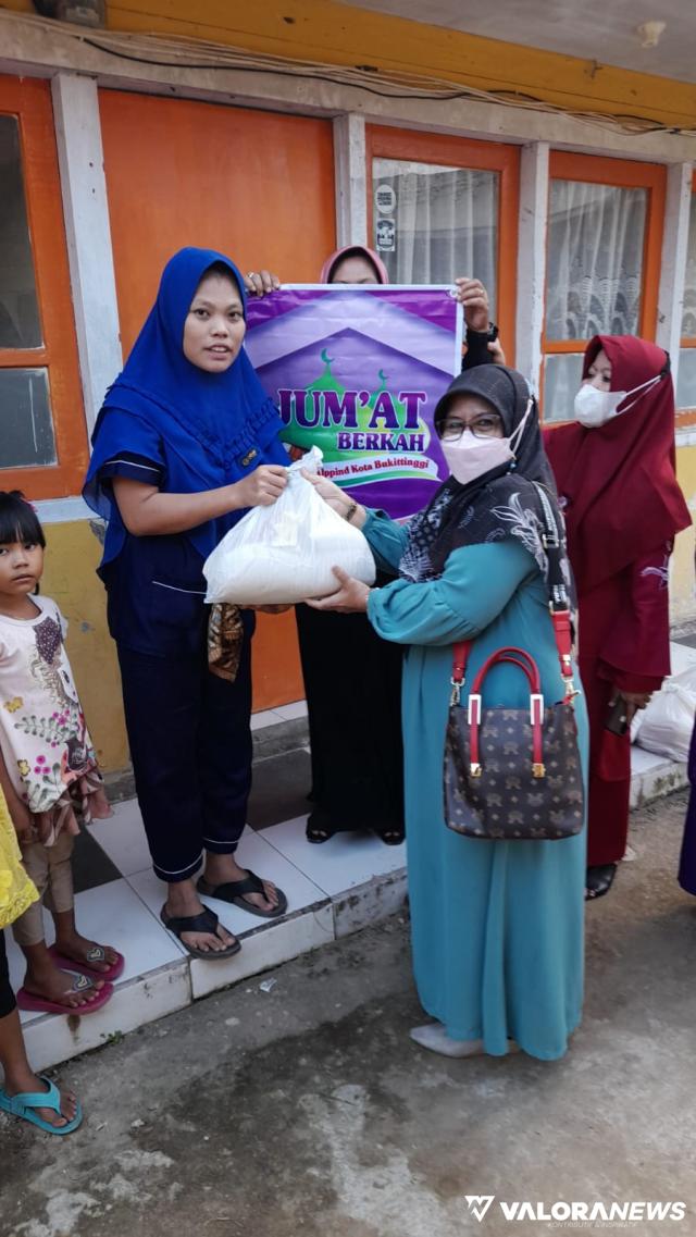 Nurna Eva Karmila Berikan Tausyiah di Taklim RKI Kecamatan ABTB