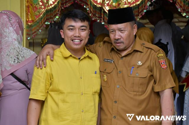 Bupati Agam Berikan Beasiswa S2 untuk Guru Kesenian Honorer SMPN 1 IV Koto