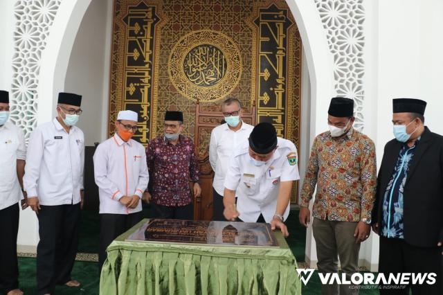 Gubernur Resmikan Masjid Al Hidayah di Kampus IV UMSB