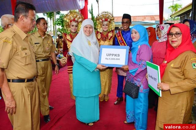 Padang Canangkan Kesatuan Penggerak PKK dan KB Kes di Pauh