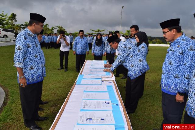 OPD Limapuluh Kota Tekan Perjanjian Kinerja dengan Bupati