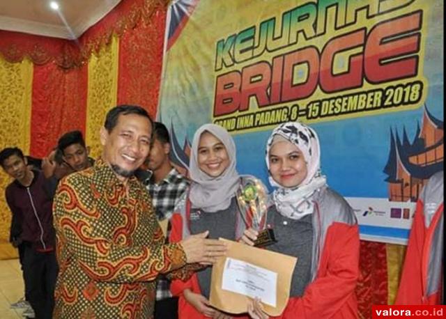 Kadispora Padang Tutup Kejurnas Bridge dan Kongres GABSI 2018