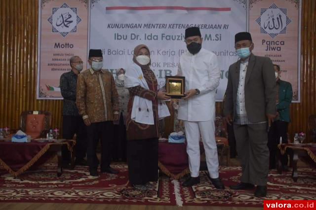 Walikota Padangpanjang Dampingi Menaker di BLK Komunitas Thawalib Gunuang