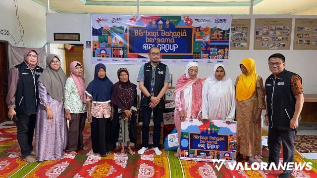 BRI Regional Office Padang Bagikan 1000 Paket Sembako dan Santunan Anak Yatim
