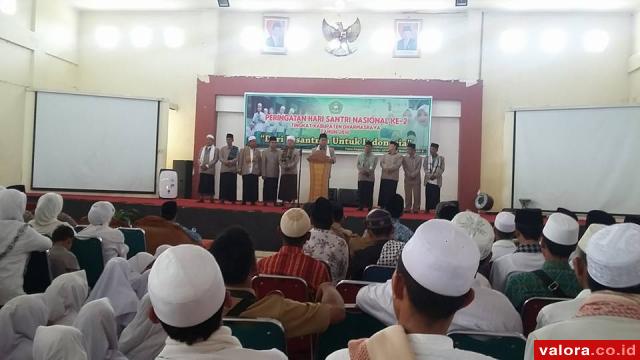 Peringatan Hari Santri, Sutan Riska: Mulai 2017 Ponpes Dibantu APBD