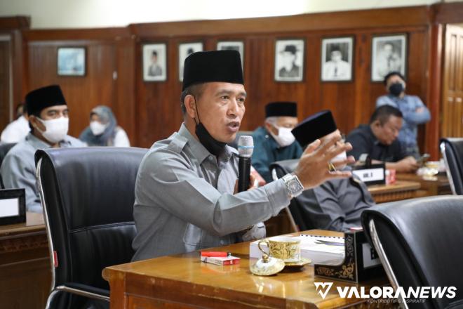 Paripurna DPRD Bukittinggi Dipimpin Herman Sofyan, Angga: Semua Putusan Potensi Cacat...
