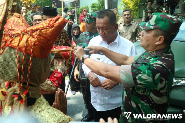 Danrem 032: Bersama TNI, Masyarakat Harus Kembali Produktif