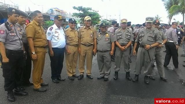 Ricuh Pembongkaran, Kasatpol PP: Pedagang Langgar 3 Perda