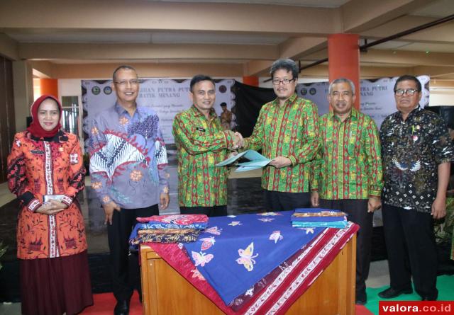 Motif Batik Minang Dikenalkan Lagi, Tafdil: Semuanya Penuh Filosofi