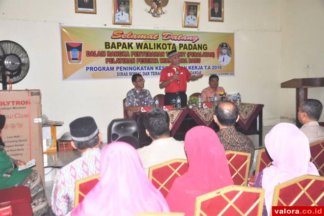 123 Orang Menerima Bantuan Toolkit Usaha