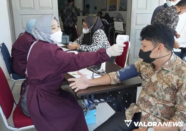 32 ASN Inspektorat Padang Panjang Terima Vaksin Booster