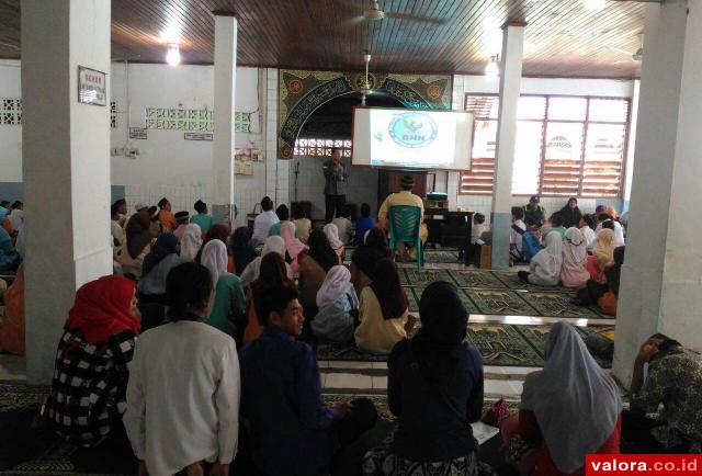 BNN Sumbar Sosialisasikan Bahaya Narkoba ke Peserta Pesantren Ramadhan