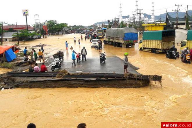 Banjir, 364 Gardu Listrik Dipadamkan