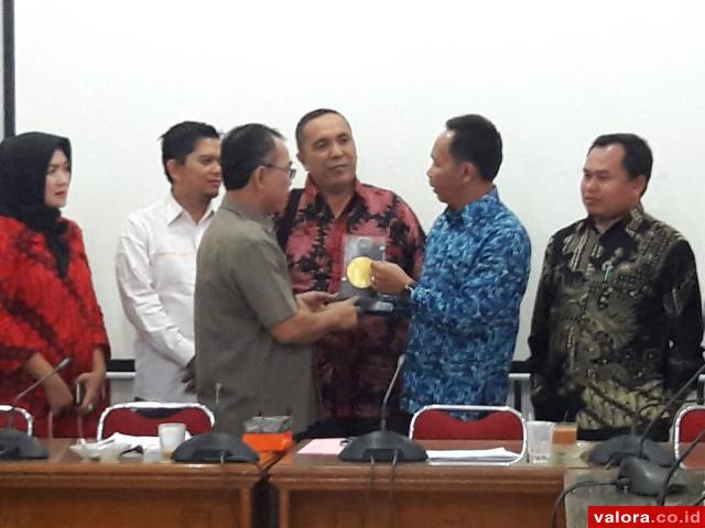 Lipsus DPRD Padang: Komisi IV DPRD OKU Selatan Gali Kiat Pengelolaan Anak Jalanan ke DPRD...